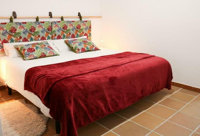 Отель Hacienda La Divertida