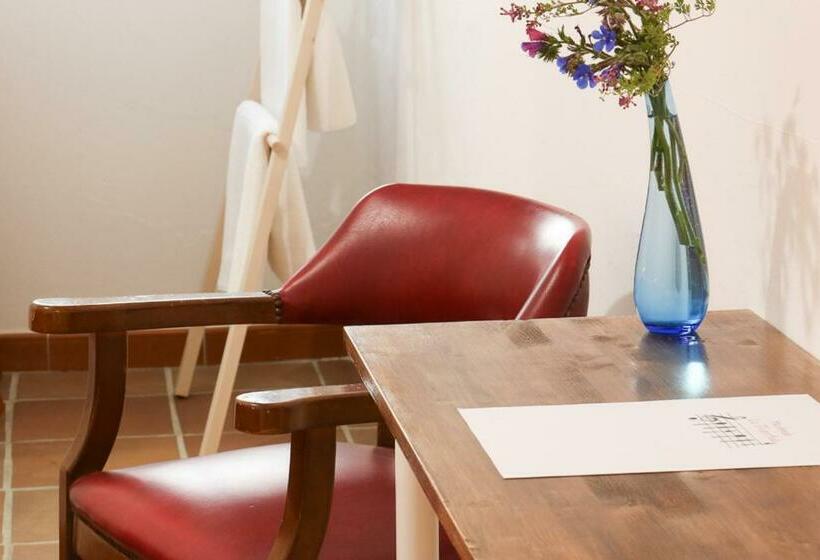 Отель Hacienda La Divertida