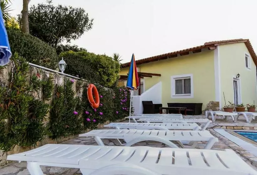 هتل Seaview Apartments