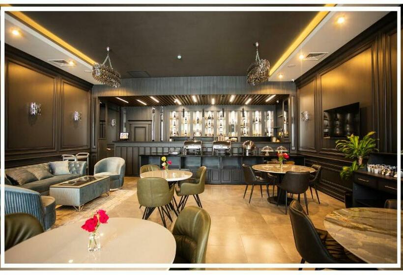 Vis Palm Hotel Ganja