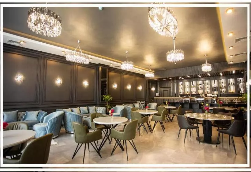 Vis Palm Hotel Ganja