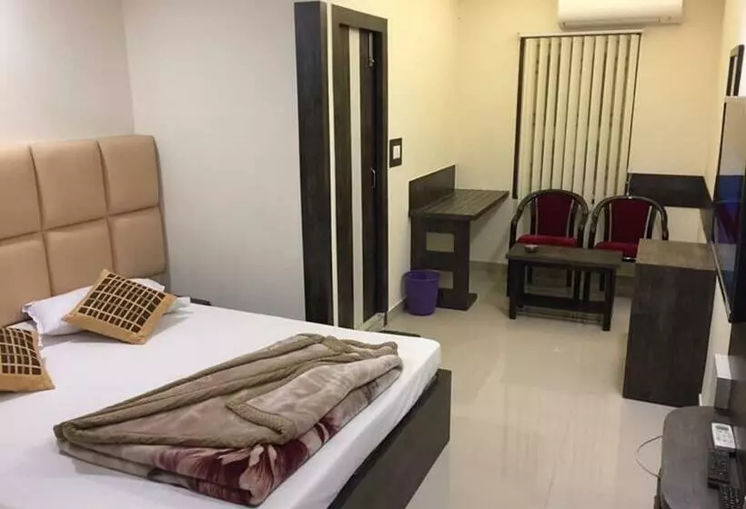 ホテル Atithi Guest House