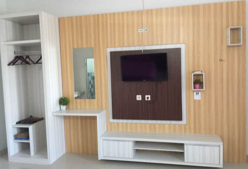 בית מלון כפרי Spot On 91339 Pondok Kost Aulia Syariah