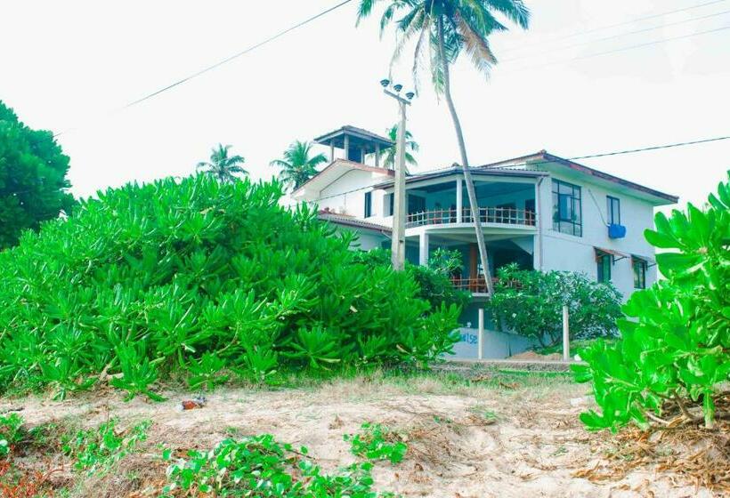 בית מלון כפרי Surfers Paradise