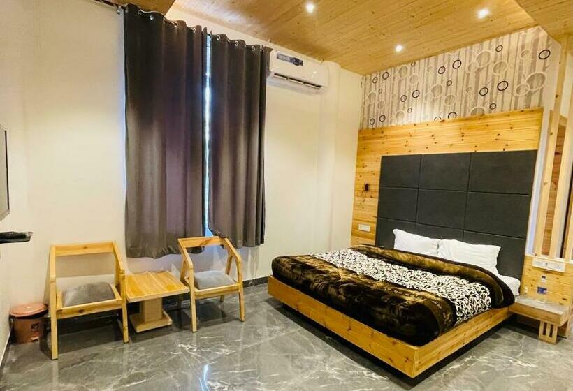 בית מלון כפרי The Maple Farms And