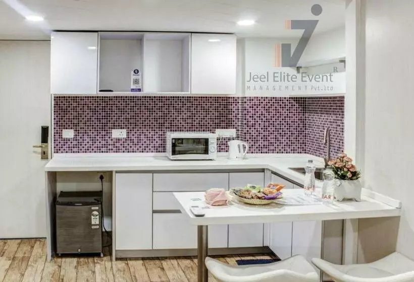 Homestays At Rajhans Belliza Near Airport