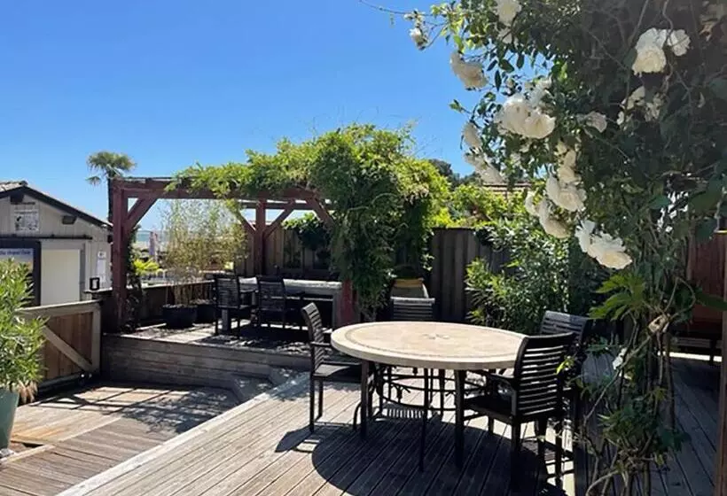 Majatalo Chambre D Hôtes   Village Petit Piquey