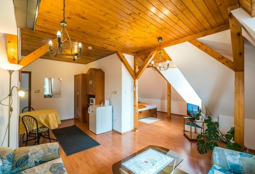 Bed and Breakfast Szent Kristóf Panzió