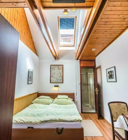 Aamiaismajoitus (B&B) Szent Kristóf Panzió