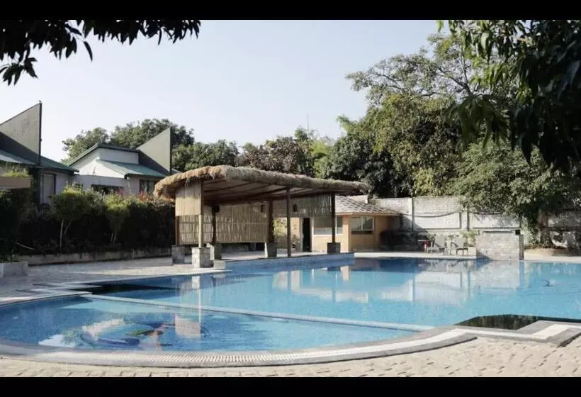 استراحتگاه Voco Jim Corbett, An Ihg