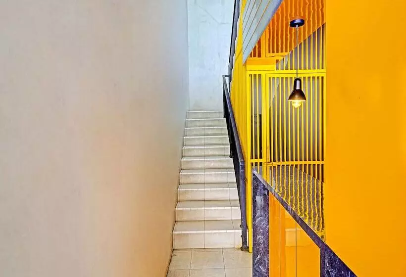 هتل Oyo 91329 Guest House Lebanon Syariah