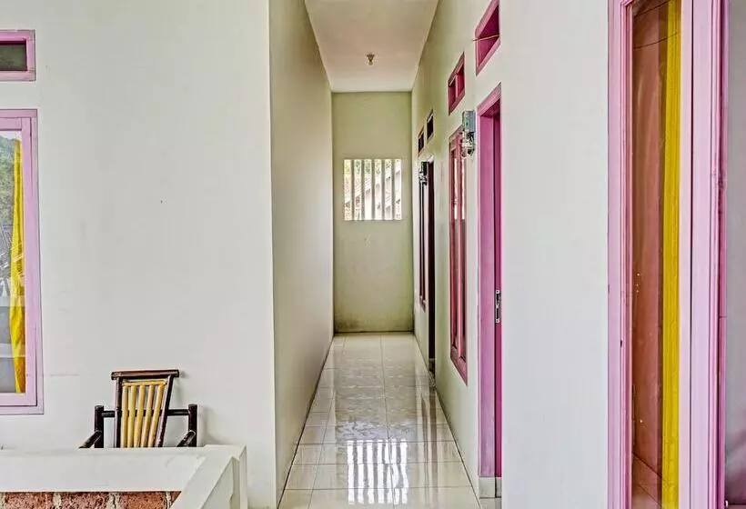 هتل Oyo 91329 Guest House Lebanon Syariah