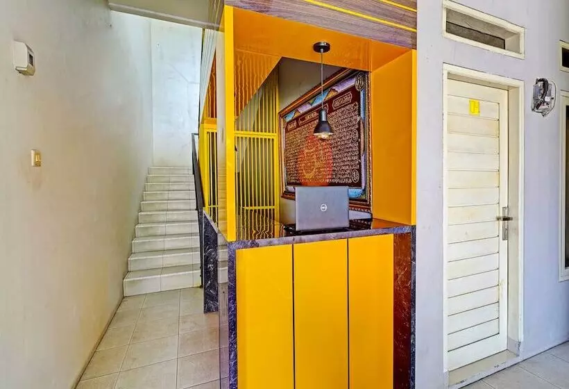 هتل Oyo 91329 Guest House Lebanon Syariah