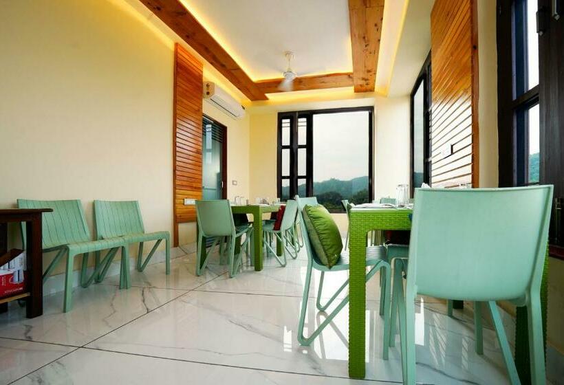 בית מלון כפרי The Abhyudyam Ganga