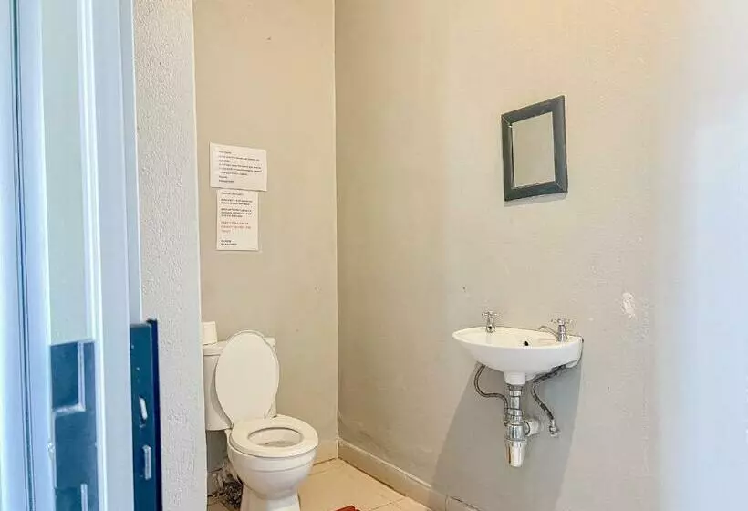 ペンション Akani Guest House