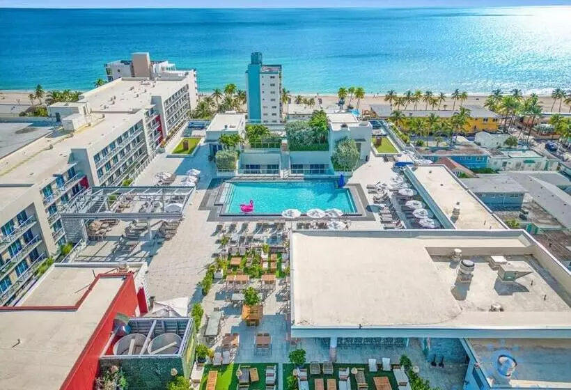 ユースホステル Best Stay   Rooftop Pool & Hot Tub   Hollywood Beach