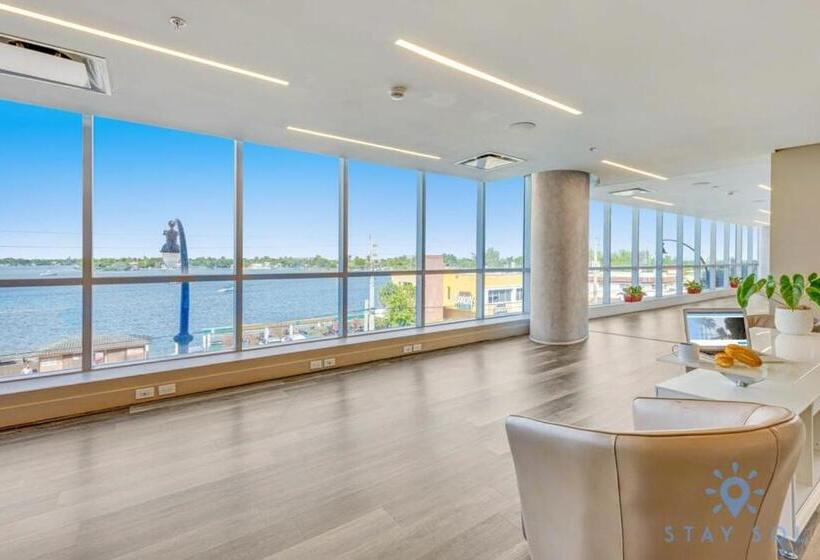 فندق صغير Best Stay   Rooftop Pool & Hot Tub   Hollywood Beach