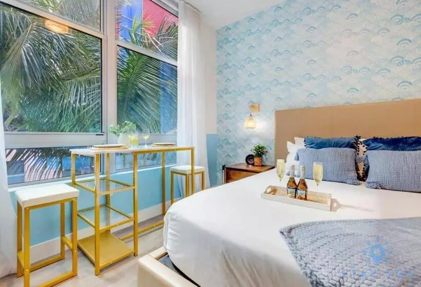 ユースホステル Best Stay   Rooftop Pool & Hot Tub   Hollywood Beach