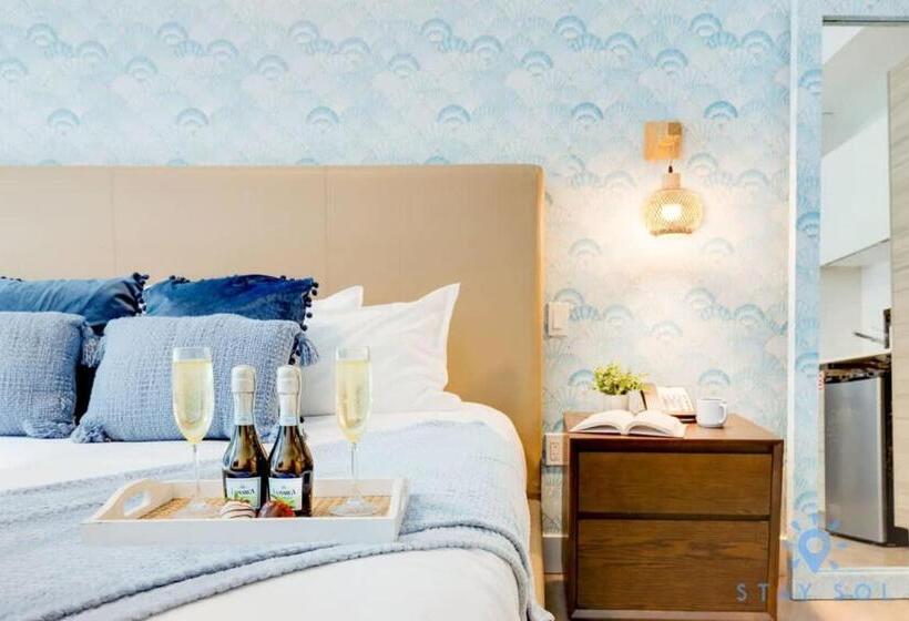 فندق صغير Best Stay   Rooftop Pool & Hot Tub   Hollywood Beach