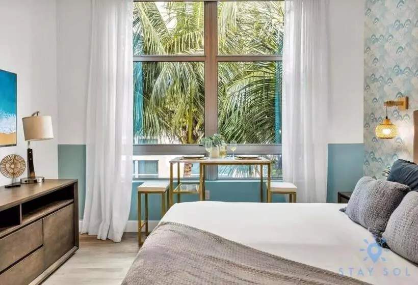 ユースホステル Best Stay   Rooftop Pool & Hot Tub   Hollywood Beach