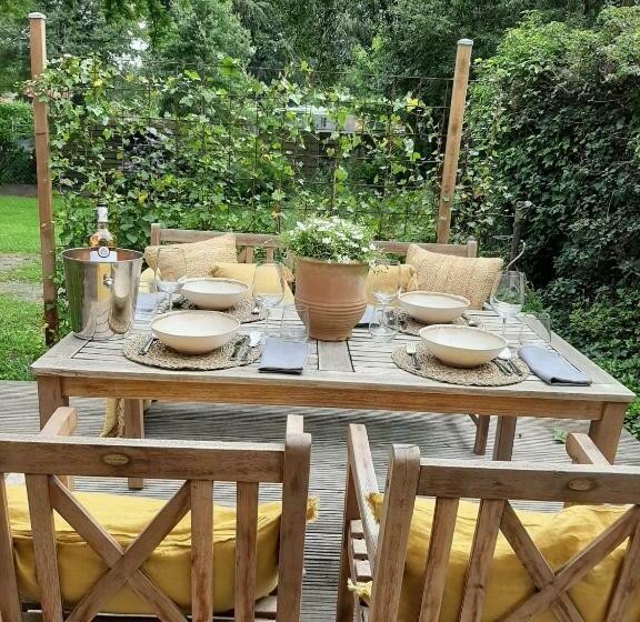 مبيت وإفطار Gorssels Tuinhuis