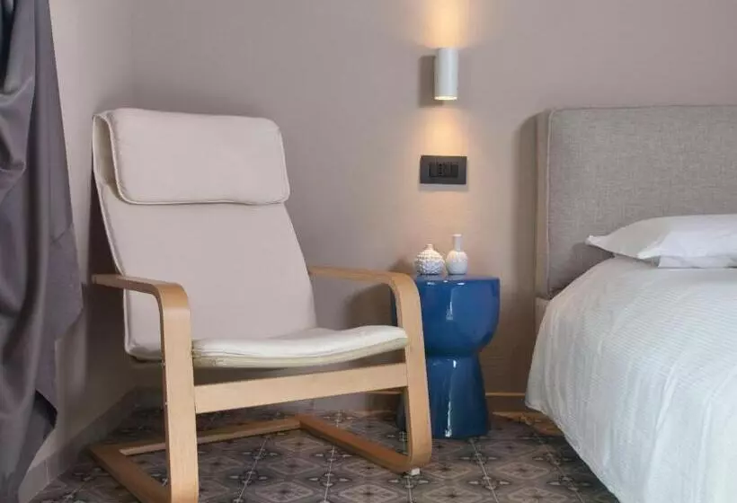 Aamiaismajoitus (B&B) Moncrivel Rooms & Relax