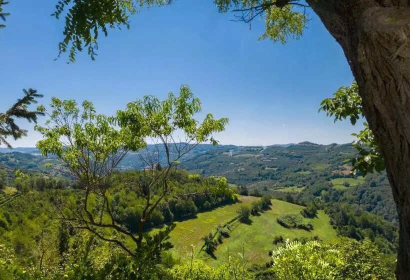 Aamiaismajoitus (B&B) Moncrivel Rooms & Relax