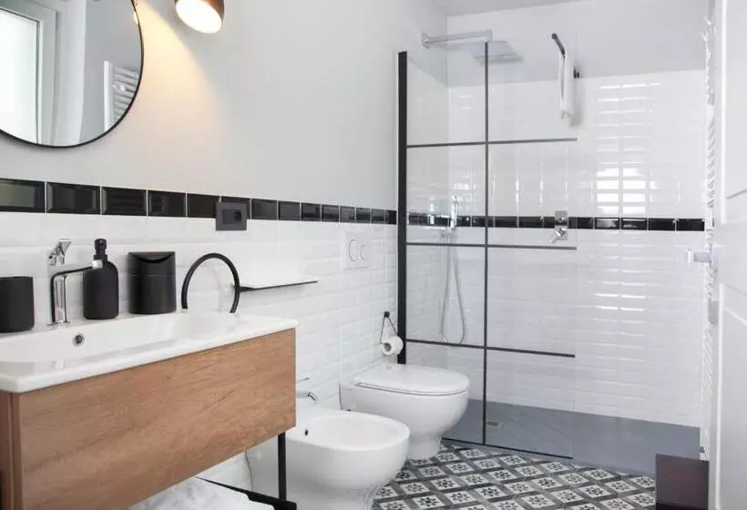 Aamiaismajoitus (B&B) Moncrivel Rooms & Relax