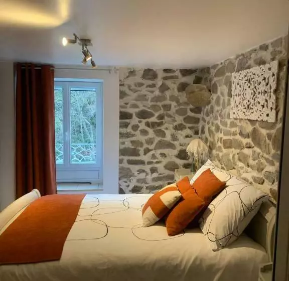 Aamiaismajoitus (B&B) Petit Coin De Paradis