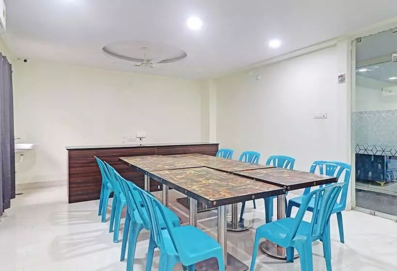 ホテル Super Townhouse Kondapur Near Botanical Garden