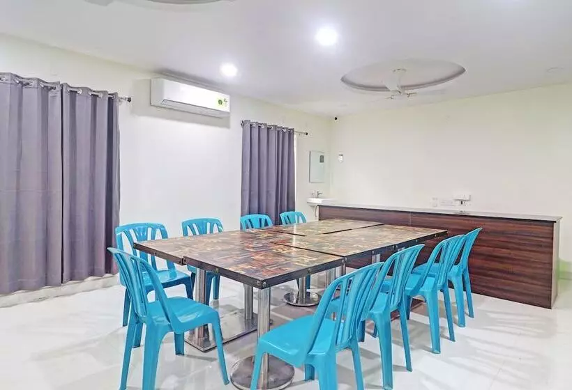 ホテル Super Townhouse Kondapur Near Botanical Garden
