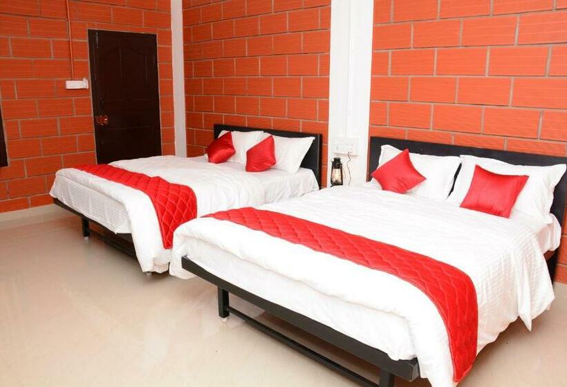 Hotel Claynest Resorts