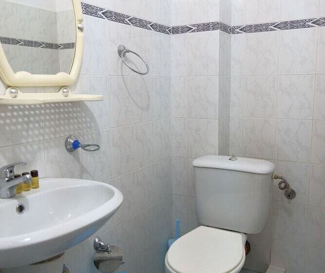 فندق Privé City