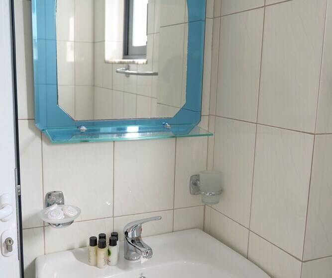 فندق Privé City