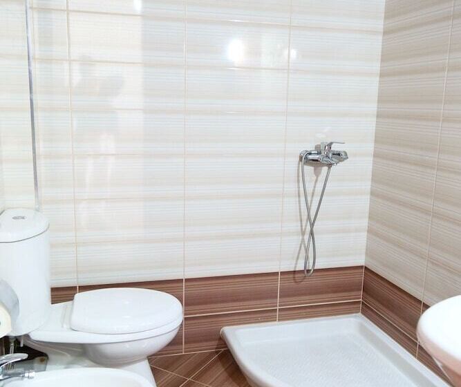 فندق Privé City