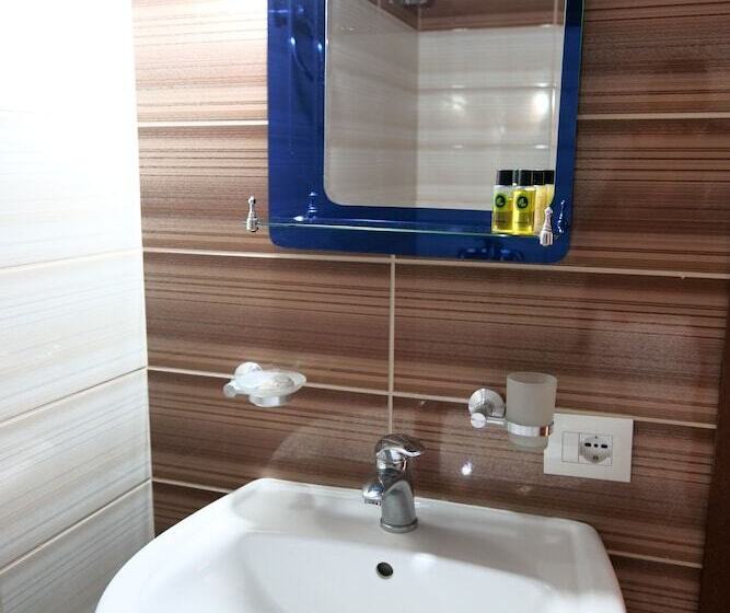 فندق Privé City