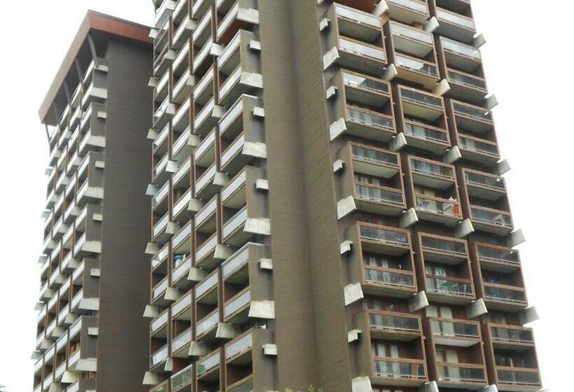 Studio Rénové · Pied Des Pistes · Balcon Sud · Accès Piscine Chauffée   Fr 1 267 249