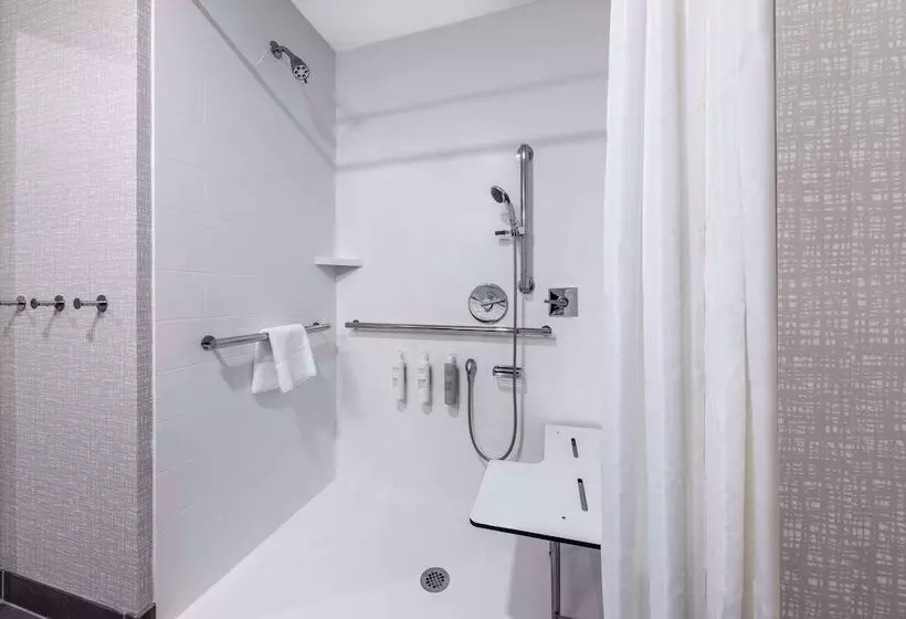 Hotelli Hampton Inn Columbus Downtown, Ga