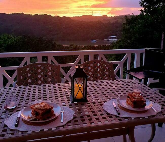 Montego 10, Caribbean Estates   Gorgeous 8 Sleeper