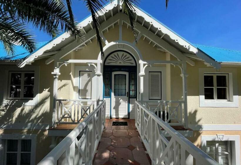 Montego 10, Caribbean Estates   Gorgeous 8 Sleeper