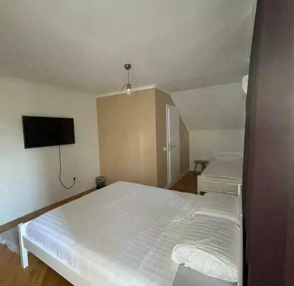 پانسیون Guesthouse 12a