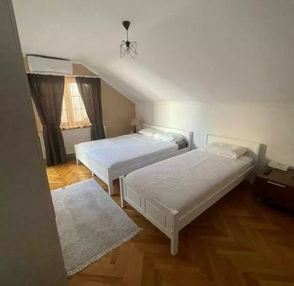 پانسیون Guesthouse 12a