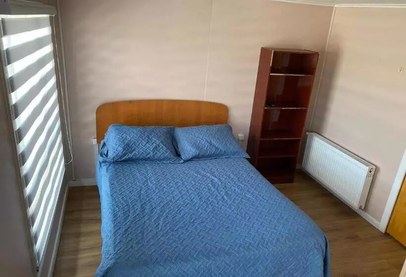 تختخواب و صبحانه World S End Hostal