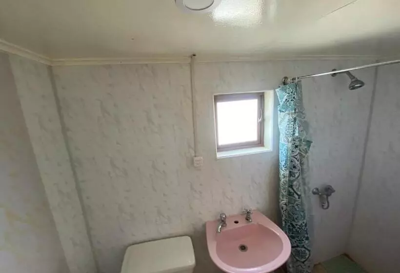 تختخواب و صبحانه World S End Hostal