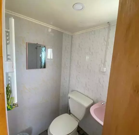 تختخواب و صبحانه World S End Hostal