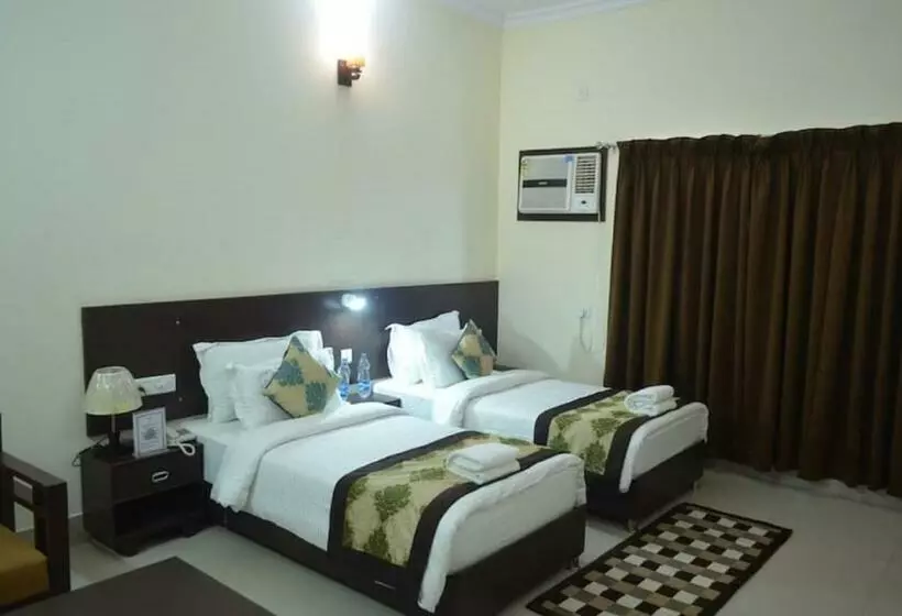 Hotelli Om Residency, Kushinagar