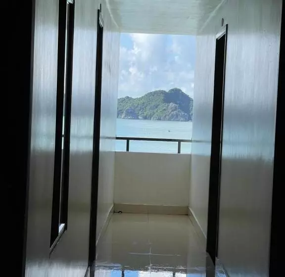 هتل Thu Ha Sea View