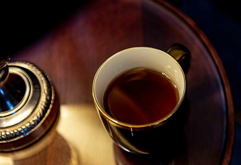 St Johns, Wakefield   Self Check In & Free Parking