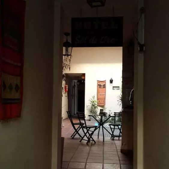 Hostel Sol De Oro