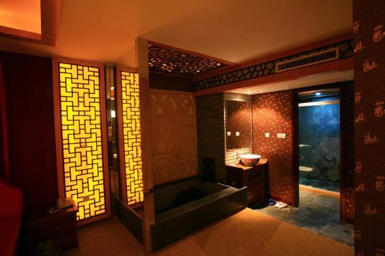 Gold Riverside Hotel